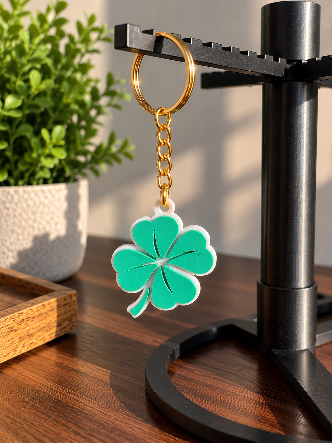 Four-Leaf Clover Keychain - Lucky Charm